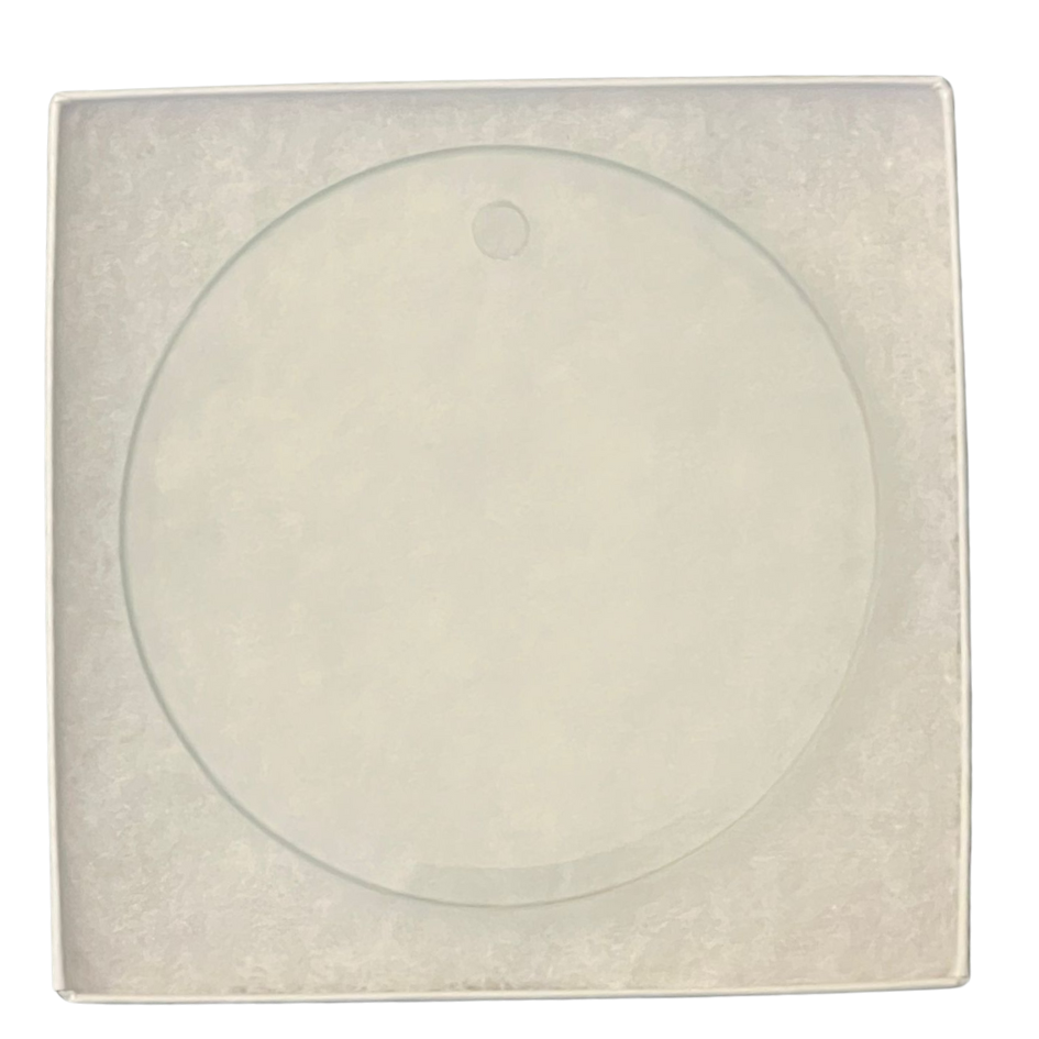 Ornamento de vidrio circular en caja blanca